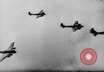 Immagine di Signal Corps United States USA, 1943, secondo 16 filmato di repertorio 65675046399