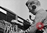 Immagine di Signal Corps United States USA, 1943, secondo 35 filmato di repertorio 65675046399