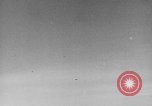Immagine di Signal Corps United States USA, 1943, secondo 13 filmato di repertorio 65675046400