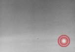 Immagine di Signal Corps United States USA, 1943, secondo 14 filmato di repertorio 65675046400