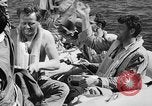 Immagine di Signal Corps United States USA, 1943, secondo 17 filmato di repertorio 65675046400