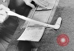 Immagine di Signal Corps United States USA, 1943, secondo 35 filmato di repertorio 65675046400