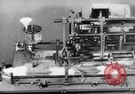Immagine di Signal Corps United States USA, 1943, secondo 36 filmato di repertorio 65675046400