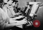 Immagine di Signal Corps United States USA, 1943, secondo 60 filmato di repertorio 65675046400