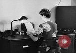 Immagine di Signal Corps United States USA, 1942, secondo 3 filmato di repertorio 65675046401