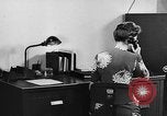 Immagine di Signal Corps United States USA, 1942, secondo 8 filmato di repertorio 65675046401
