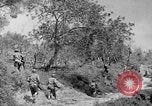 Standbild Tageslicht Patrol Tremensuoli Italien, 1944, aus Sekunde 11 historischem Filmmaterial Videoclip 65675046405