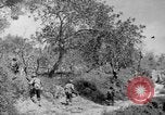 Standbild Tageslicht Patrol Tremensuoli Italien, 1944, aus Sekunde 13 historischem Filmmaterial Videoclip 65675046405