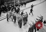 Standbild Adolf Hitler Rechlin Deutschland, 1938, aus Sekunde 34 historischem Filmmaterial Videoclip 65675046408