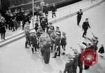 Standbild Adolf Hitler Rechlin Deutschland, 1938, aus Sekunde 35 historischem Filmmaterial Videoclip 65675046408
