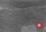 Standbild Heinkel He 111 bomber Europa, 1940, aus Sekunde 60 historischem Filmmaterial Videoclip 65675046412