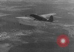 Standbild Innenraum des Heinkel He 111 Cockpits Europa, 1940, aus Sekunde 24 historischem Filmmaterial Videoclip 65675046413