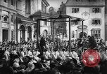 Image Joseph Suss Oppenheimer Allemagne, 1940, de la seconde 11 séquences d'archives historiques vidéo 65675046427