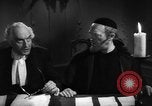 Image Joseph Suss Oppenheimer Allemagne, 1940, de la seconde 23 séquences d'archives historiques vidéo 65675046430