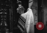 Image Joseph Suss Oppenheimer Allemagne, 1940, de la seconde 15 séquences d'archives historiques vidéo 65675046433