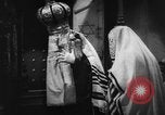 Image Joseph Suss Oppenheimer Allemagne, 1940, de la seconde 17 séquences d'archives historiques vidéo 65675046433
