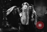 Image Joseph Suss Oppenheimer Allemagne, 1940, de la seconde 23 séquences d'archives historiques vidéo 65675046433
