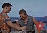 Standbild US-Angriff Transportschiff Pacific Theater, 1945, aus Sekunde 47 historischem Filmmaterial Videoclip 65675046454