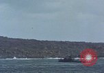 Standbild Bombardierung Iwo Jima, 1945, aus Sekunde 14 historischem Filmmaterial Videoclip 65675046455