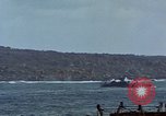 Standbild Bombardierung Iwo Jima, 1945, aus Sekunde 23 historischem Filmmaterial Videoclip 65675046455