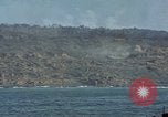 Standbild Bombardierung Iwo Jima, 1945, aus Sekunde 45 historischem Filmmaterial Videoclip 65675046455
