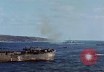 Standbild Bombardierung Iwo Jima, 1945, aus Sekunde 21 historischem Filmmaterial Videoclip 65675046456