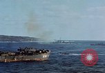 Standbild Bombardierung Iwo Jima, 1945, aus Sekunde 26 historischem Filmmaterial Videoclip 65675046456