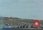 Standbild Bombardierung Iwo Jima, 1945, aus Sekunde 38 historischem Filmmaterial Videoclip 65675046456