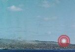 Standbild Bombardierung Iwo Jima, 1945, aus Sekunde 18 historischem Filmmaterial Videoclip 65675046457