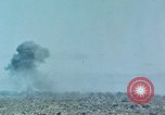 Standbild Bombardierung Iwo Jima, 1945, aus Sekunde 36 historischem Filmmaterial Videoclip 65675046457