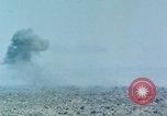 Standbild Bombardierung Iwo Jima, 1945, aus Sekunde 42 historischem Filmmaterial Videoclip 65675046457