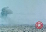 Standbild Bombardierung Iwo Jima, 1945, aus Sekunde 48 historischem Filmmaterial Videoclip 65675046457