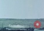 Standbild Bombardierung Iwo Jima, 1945, aus Sekunde 58 historischem Filmmaterial Videoclip 65675046457