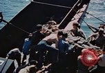 Standbild Bombardierung Iwo Jima, 1945, aus Sekunde 33 historischem Filmmaterial Videoclip 65675046458