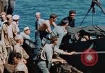 Standbild Bombardierung Iwo Jima, 1945, aus Sekunde 49 historischem Filmmaterial Videoclip 65675046458