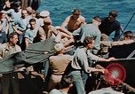 Standbild Bombardierung Iwo Jima, 1945, aus Sekunde 58 historischem Filmmaterial Videoclip 65675046458