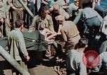 Standbild Bombardierung Iwo Jima, 1945, aus Sekunde 61 historischem Filmmaterial Videoclip 65675046458
