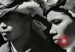 Image film de formation à propos de la bataille de la mer de corail Océan Pacifique, 1950, de la seconde 51 séquences d'archives historiques vidéo 65675046476