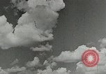 Image film de formation à propos de la bataille de la mer de corail Océan Pacifique, 1950, de la seconde 54 séquences d'archives historiques vidéo 65675046476
