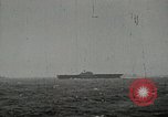 Image film de formation à propos de la bataille de la mer de corail Océan Pacifique, 1950, de la seconde 57 séquences d'archives historiques vidéo 65675046476