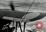 Image film de formation à propos de la bataille de la mer de corail Océan Pacifique, 1950, de la seconde 11 séquences d'archives historiques vidéo 65675046478