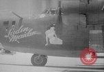 Image 5e Groupe bombe B-24s'opérer à partir de Munda aérodrome de point New Georgia Island Solomon Islands USA, 1943, de la seconde 11 séquences d'archives historiques vidéo 65675046493