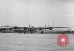 Image 5e Groupe bombe B-24s'opérer à partir de Munda aérodrome de point New Georgia Island Solomon Islands USA, 1943, de la seconde 15 séquences d'archives historiques vidéo 65675046493