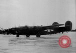 Image 5e Groupe bombe B-24s'opérer à partir de Munda aérodrome de point New Georgia Island Solomon Islands USA, 1943, de la seconde 35 séquences d'archives historiques vidéo 65675046493