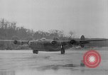 Image 5e Groupe bombe B-24s'opérer à partir de Munda aérodrome de point New Georgia Island Solomon Islands USA, 1943, de la seconde 46 séquences d'archives historiques vidéo 65675046493