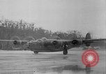 Image 5e Groupe bombe B-24s'opérer à partir de Munda aérodrome de point New Georgia Island Solomon Islands USA, 1943, de la seconde 47 séquences d'archives historiques vidéo 65675046493