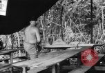 Immagine di La confessione e la massa Isola di Bougainville Papua Nuova Guinea, 1944, secondo 16 filmato di repertorio 65675046499