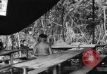 Immagine di La confessione e la massa Isola di Bougainville Papua Nuova Guinea, 1944, secondo 25 filmato di repertorio 65675046499