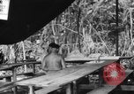 Immagine di La confessione e la massa Isola di Bougainville Papua Nuova Guinea, 1944, secondo 29 filmato di repertorio 65675046499