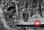 Immagine di La confessione e la massa Isola di Bougainville Papua Nuova Guinea, 1944, secondo 55 filmato di repertorio 65675046499